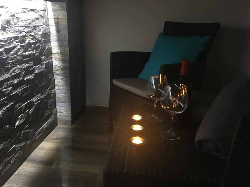 Lola Apartments Banja Koviljača エクステリア 写真